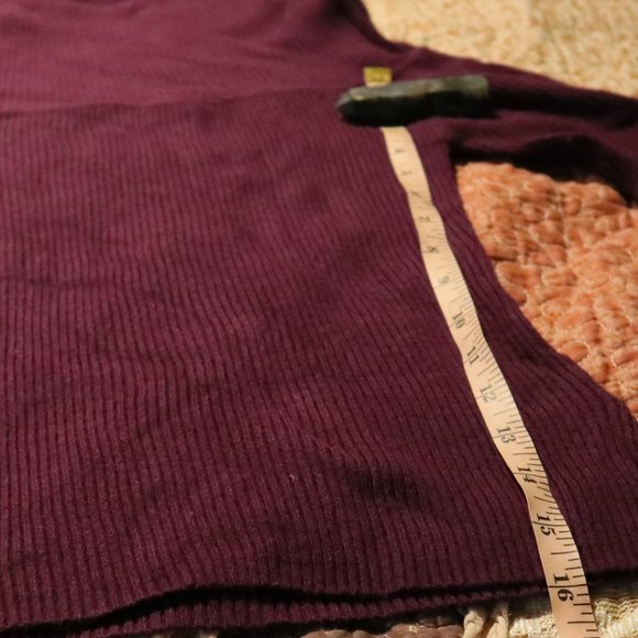 Purple Ribbed off the shoulder shirt size XS - Picture 6 of 6